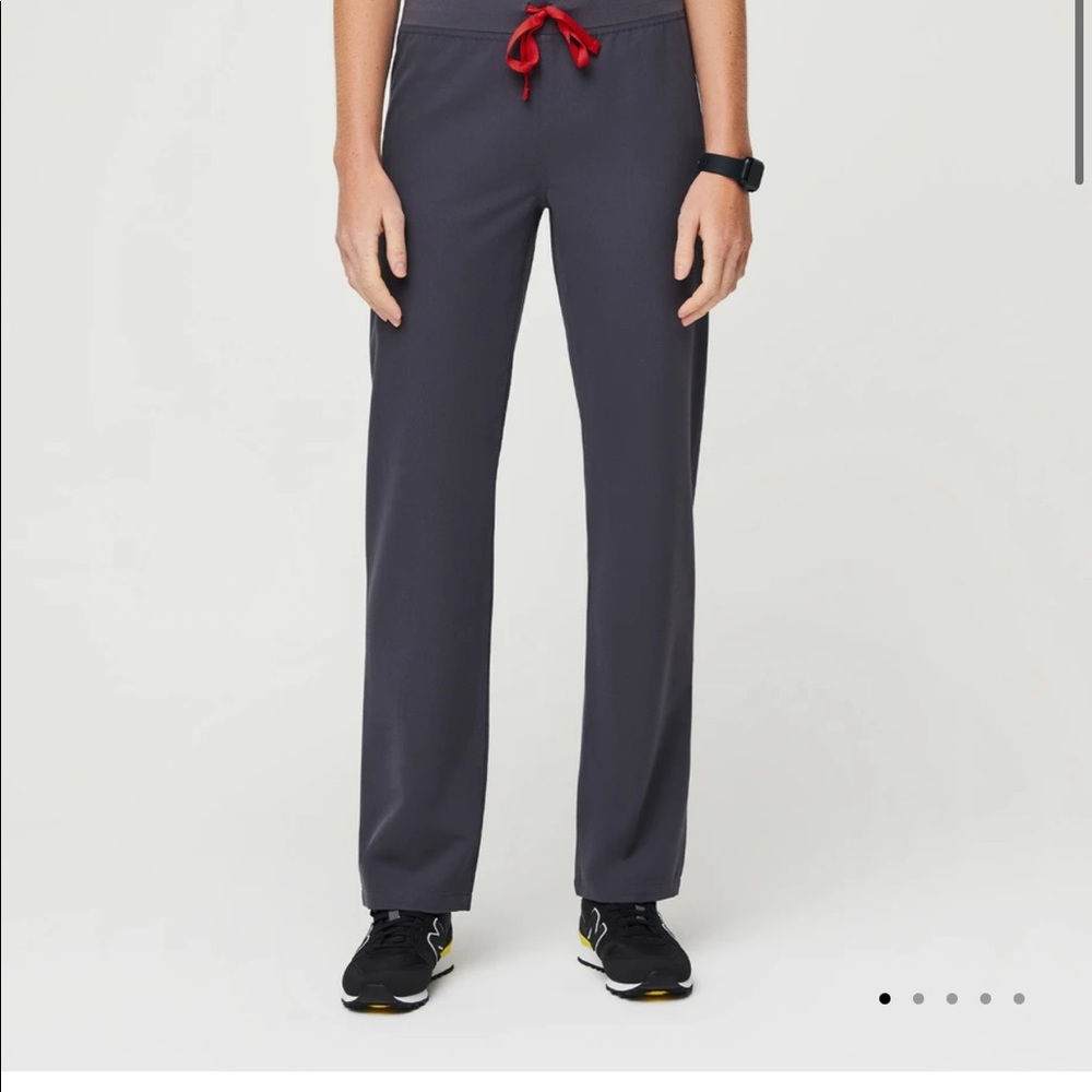 Figs Livingston Basic - image 1